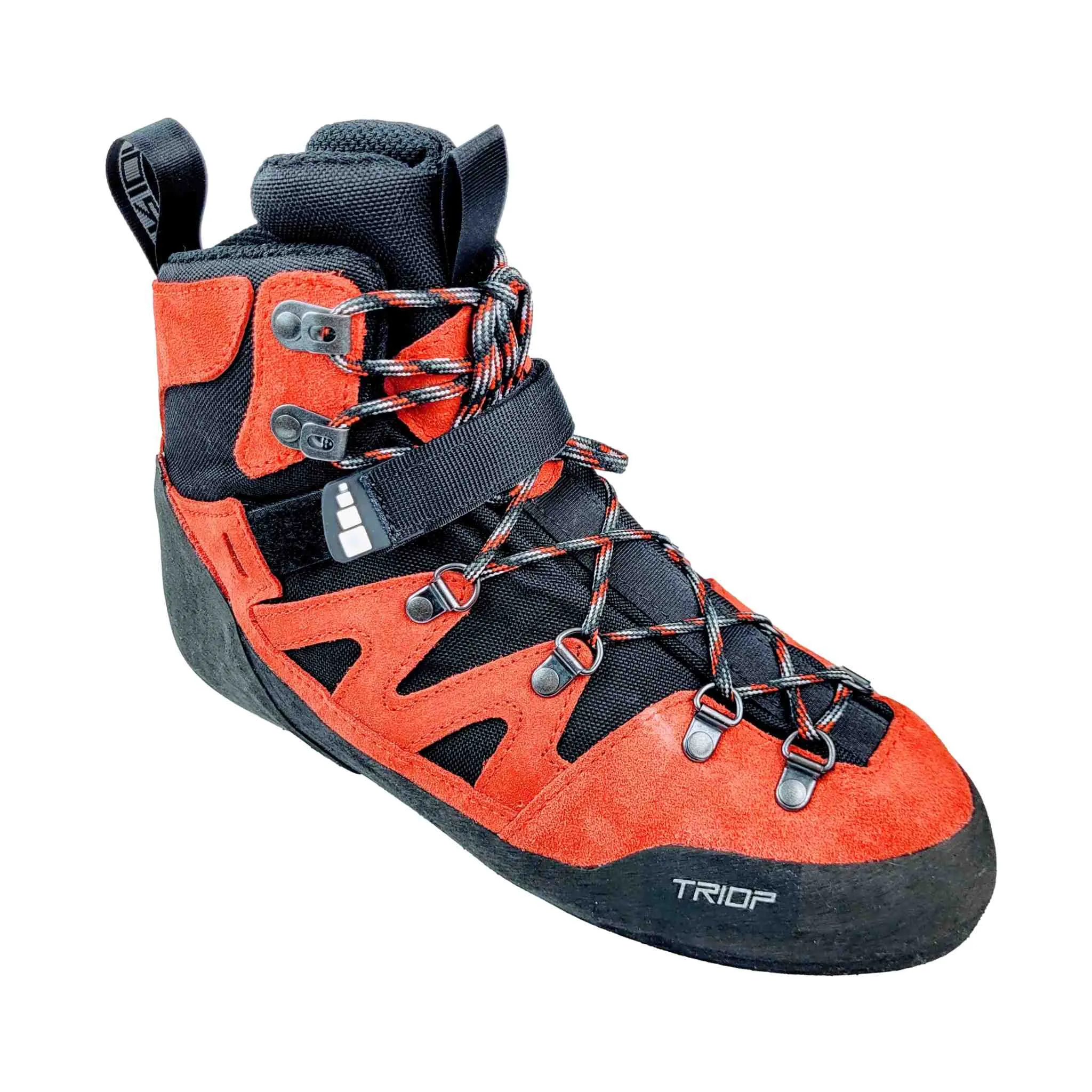 Capoeira Ice 11 Boots & Crampons