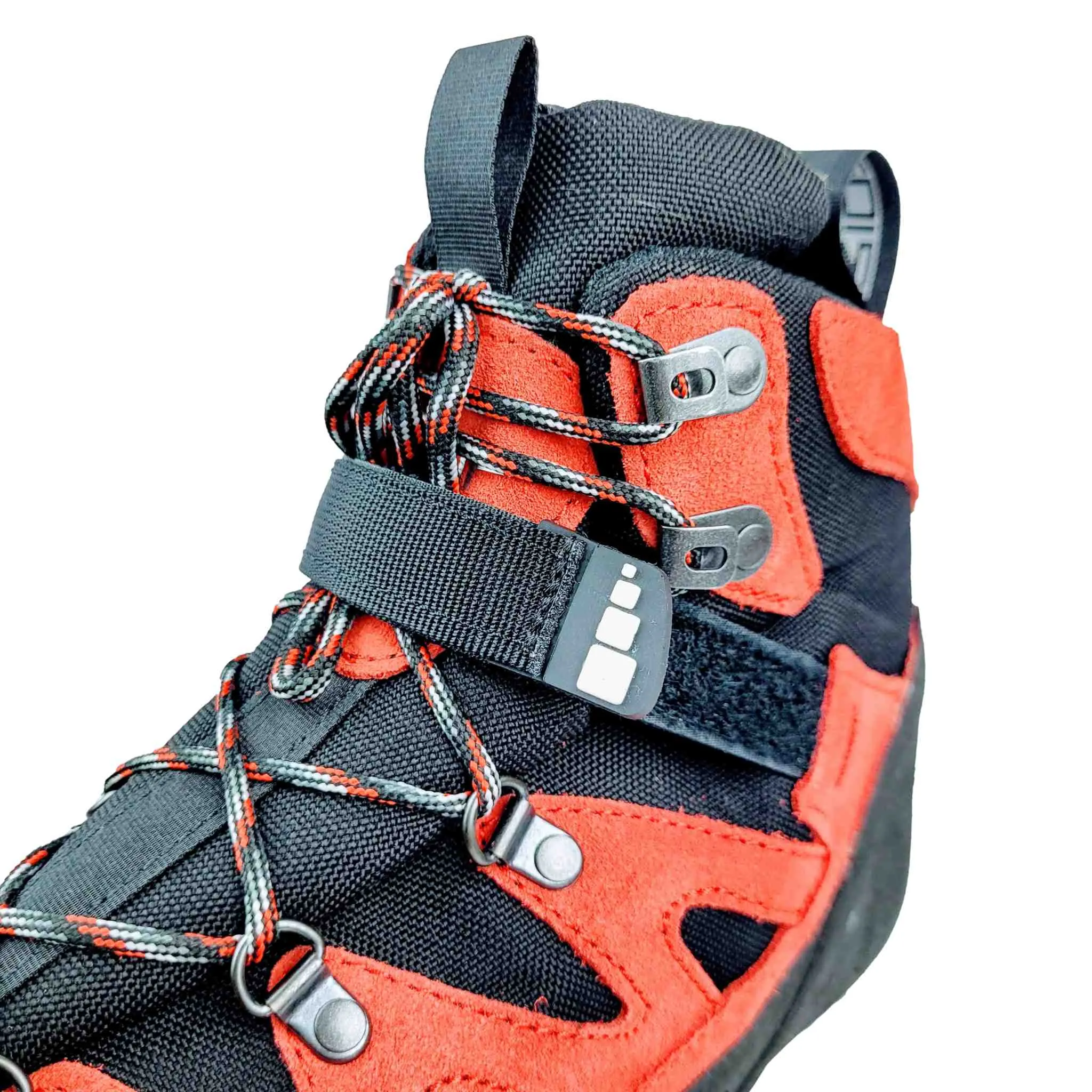 Capoeira Ice 11 Boots & Crampons