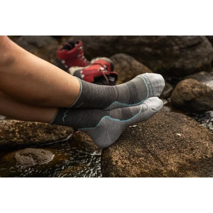 DARN TOUGH LIGHT HIKER MICRO CREW LIGHTWEIGHT HIKING SOCK WOMEN'S