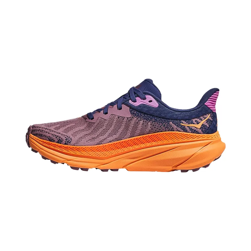 Hoka Women's Challenger ATR 7 (Med)