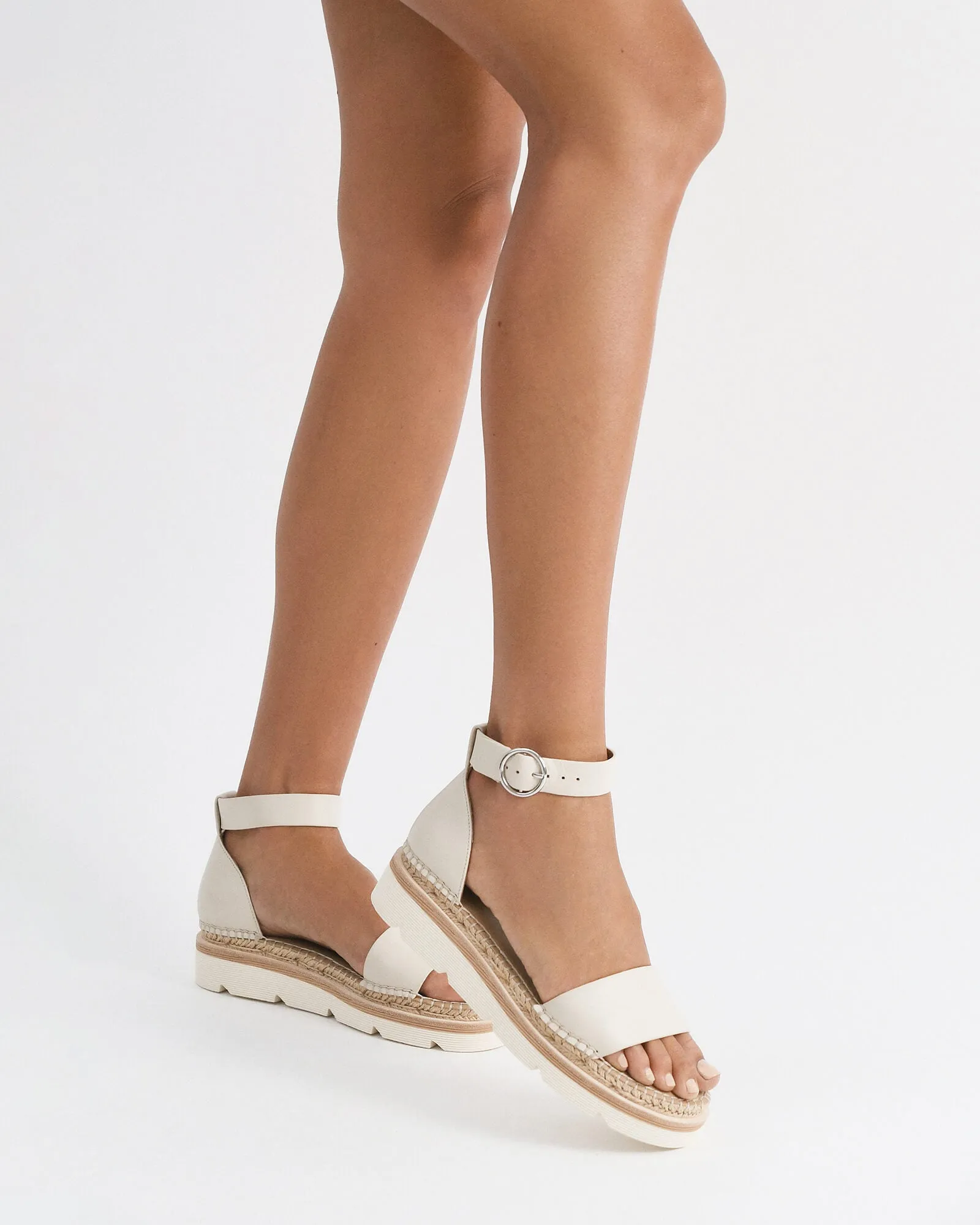 IVY FLAT SANDALS OFF WHITE LEATHER