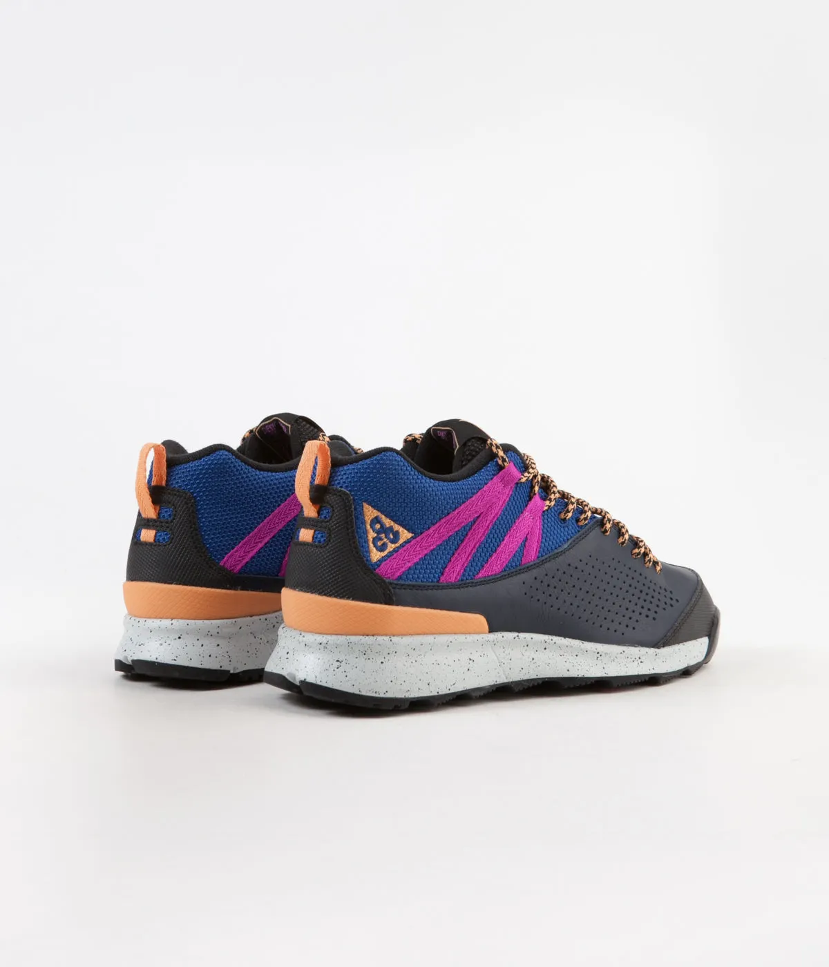 Nike ACG Okwahn II Shoes - Obsidian / Fuel Orange - Indigo Force