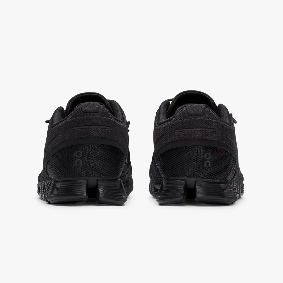 'On Running' Women's Cloud - Black