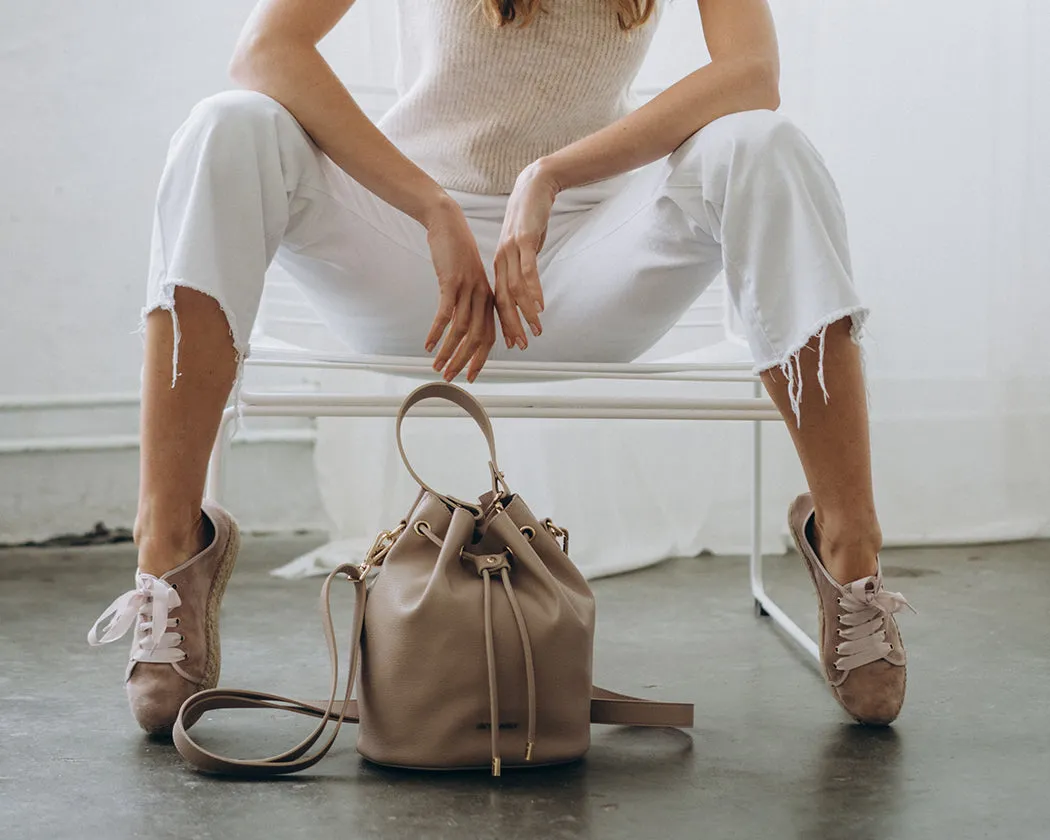 Sporty Sneaker Nude