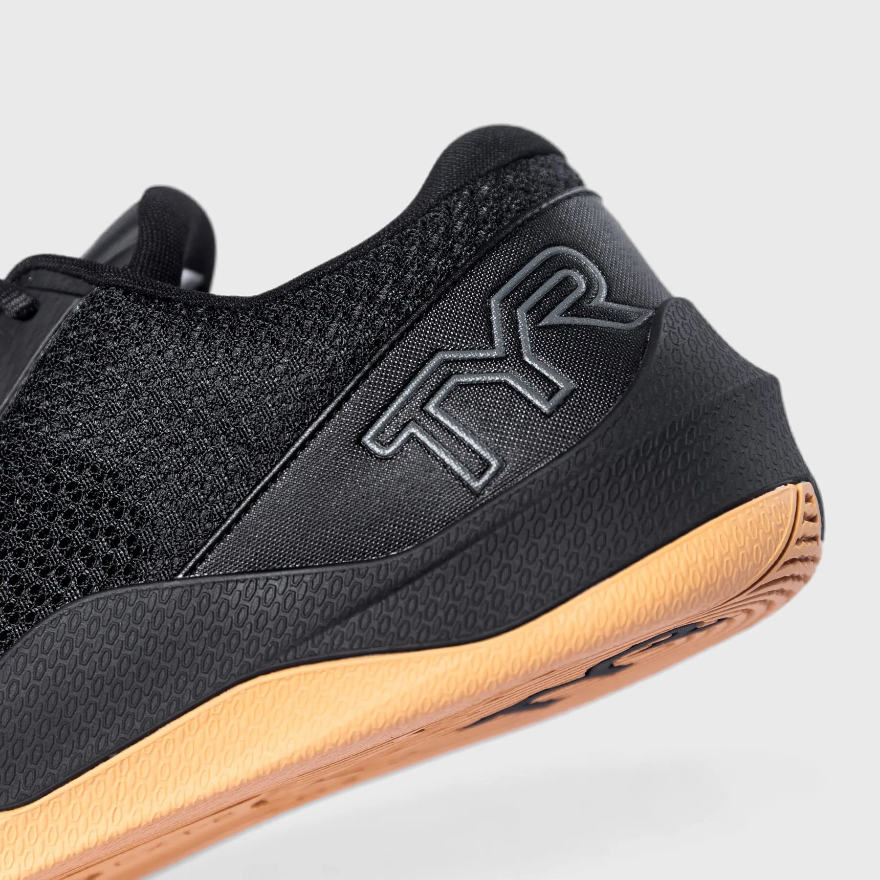 TYR - WOMEN'S CXT-2 TRAINER - BLACK/GUM