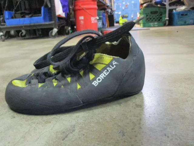 Used Boreal Stinger Fusion S-2 - Size Y2.5 Climing Shoes